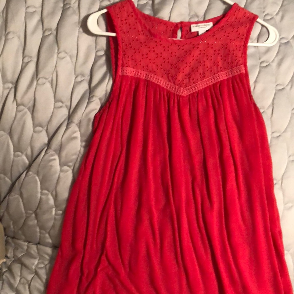 Liz Lange Maternity Medium Coral Sleeveless Top